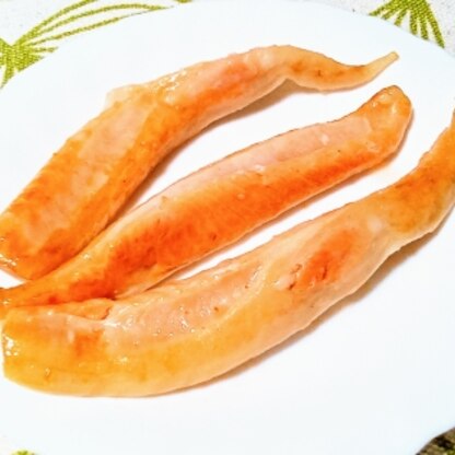 デラみーやんさんハイサイ♪鮭ハラス大好物です。簡単に作れてとても美味しかったです。ご馳走様でした。素敵なレシピを有難うございます。
